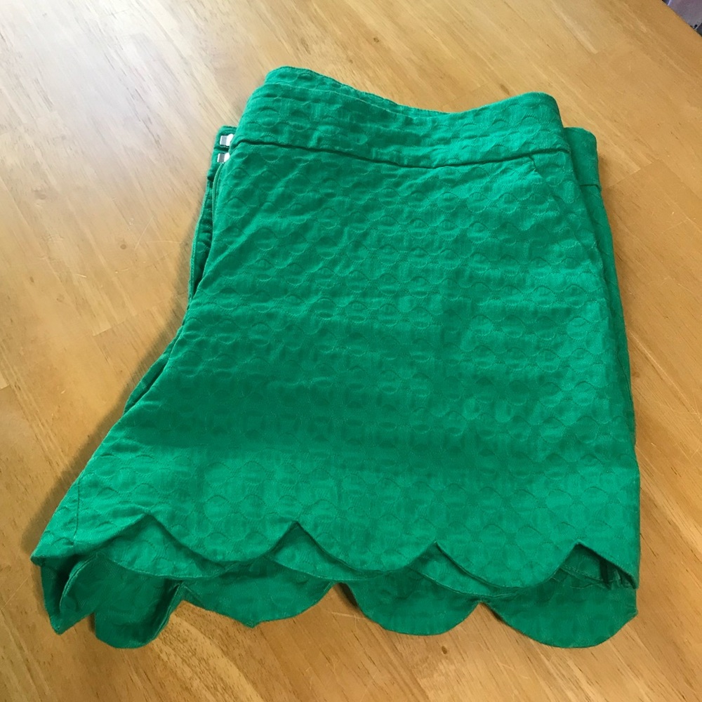 Crown & Ivy Scalloped Shorts